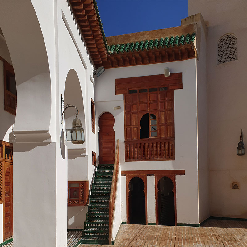 infes-visite-fes-travel-guide-tourisme-morocco-maroc-_0001_Mederssa safarinne infes-visite-fes-travel-guide-tourisme-morocco-maroc-_0001_Mederssa safarinne